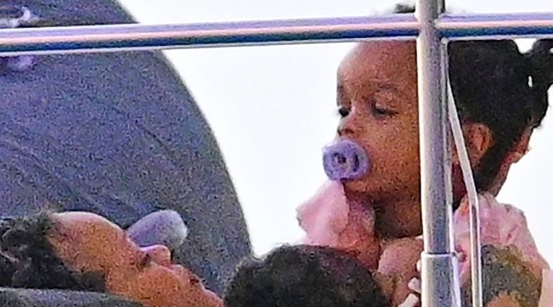 Güneş, deniz, aile, mutluluk, Barbados rüyası