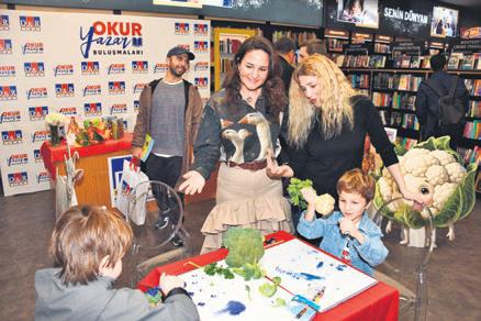 Müzik, ışık, yıldızlar İstanbul'da unutulmaz bir gece