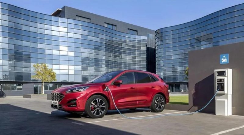 Elektrikli geleceğe doğru, yollar açılıyor, fırsatlar çoğalıyor