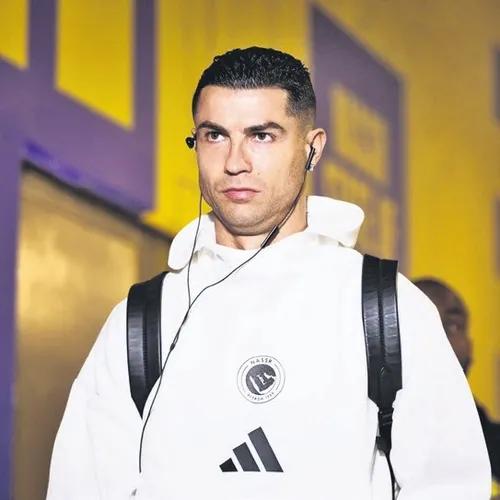 Futbol efsanesi, nostaljik bir ses seçimi yapıyor