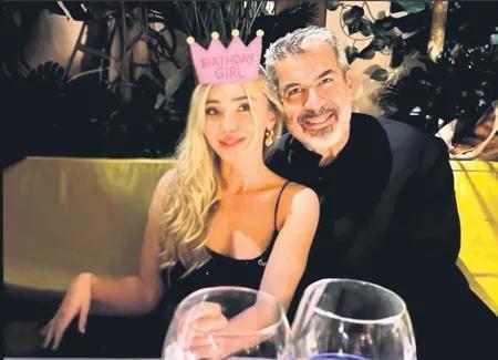 Kahkaha dolu anlar, yeni bir başlangıç, mutluluk kokusu