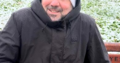 Beyaz örtü altında neşeli adımlar, kışın büyüsü