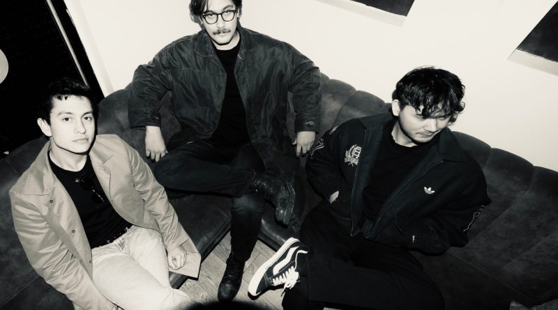 Aşk, sitem, melodi ve Mevlana'nın felsefesi bir araya geldi