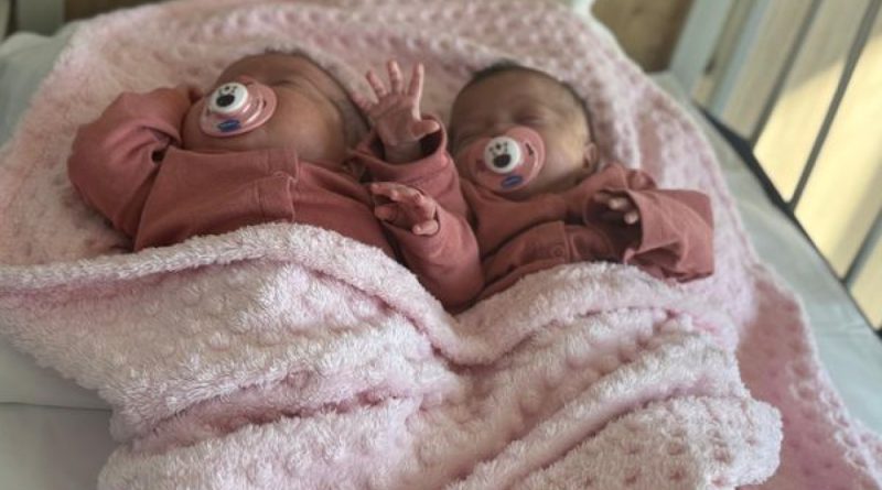 Minik kalpler, umutla attı, hayatla dans etti