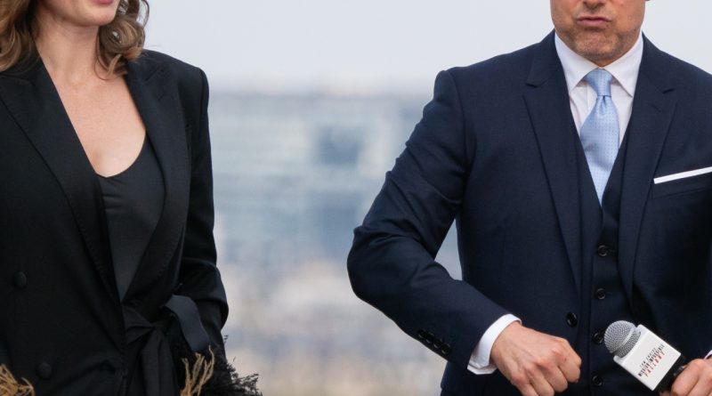 Maldivler'de sağlık sorunu, Cruise'dan helikopter isteği, ilginç an