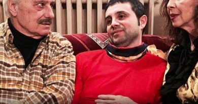 Kaybımız büyük, babamız bizden çalındı, anıları yaşıyor