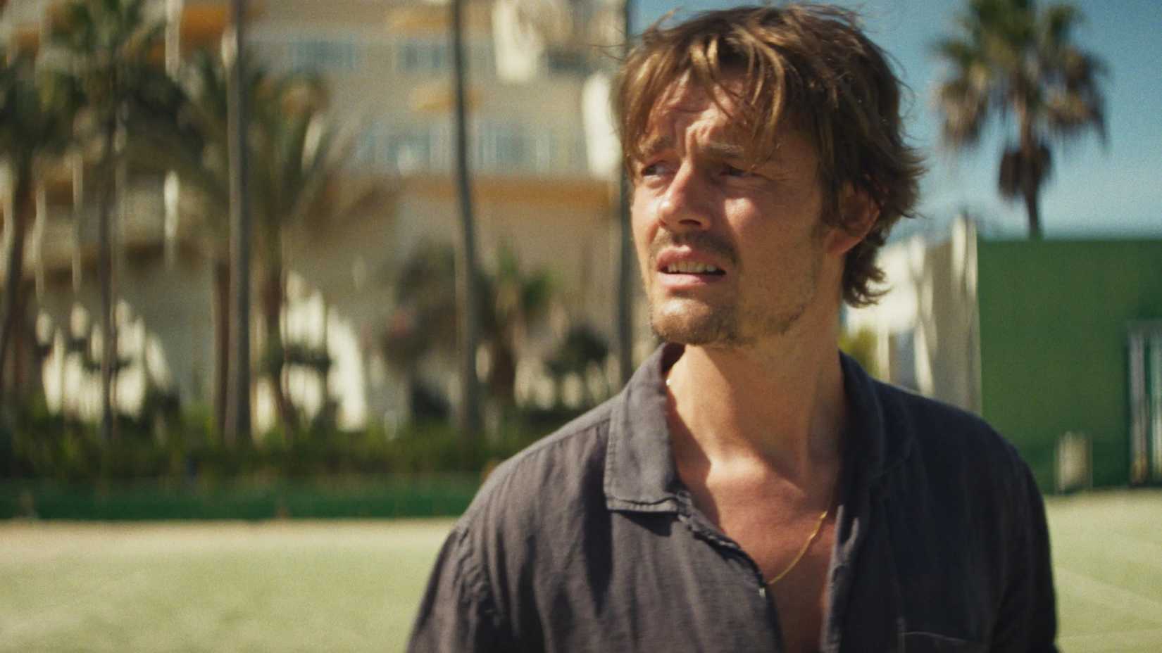 Yabancı toprakta, kayıp bir benlik arayışı