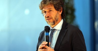 İskoç yıldız, İtalya'da parlıyor, efsaneden övgü dolu sözler