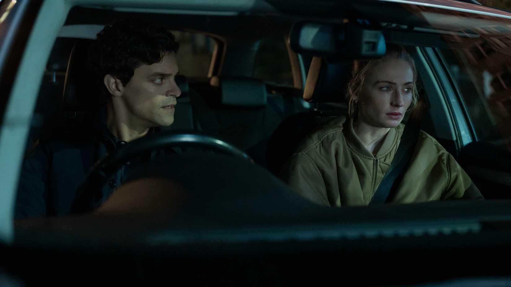 Soygun, gerilim, Sophie Turner, karmaşık entrika, yüksek bahis