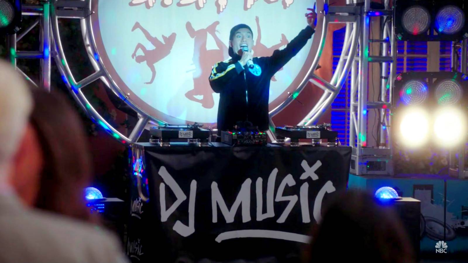 Hayatın anlamı, kahkaha ve felsefe iç içe