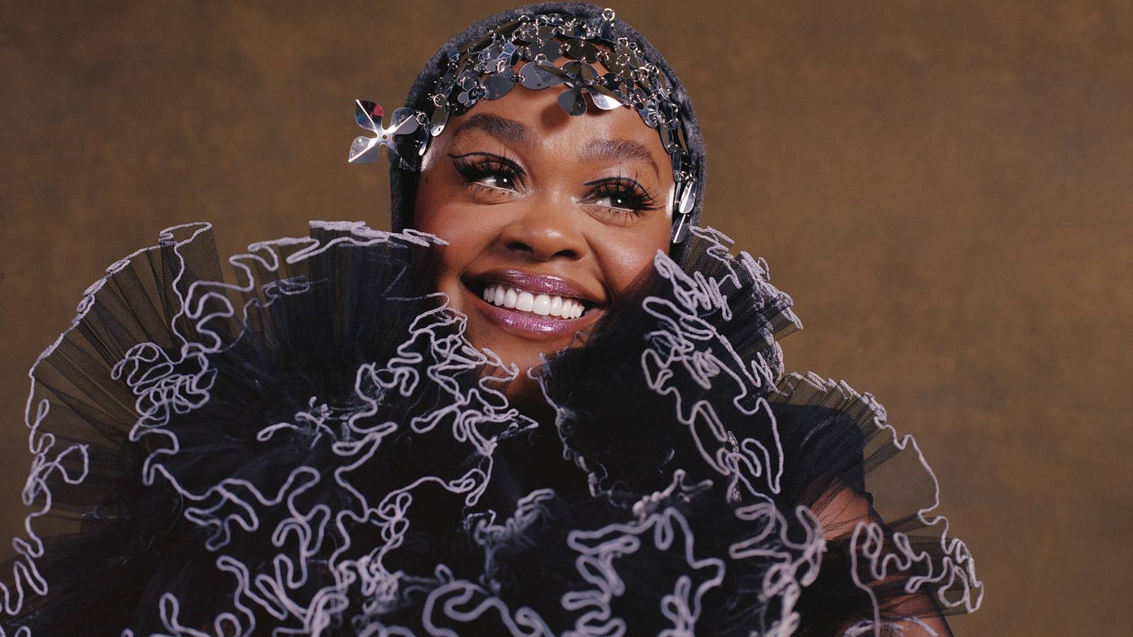 Yeniden doğuş, müzik yeniden başlıyor, beklenti dorukta