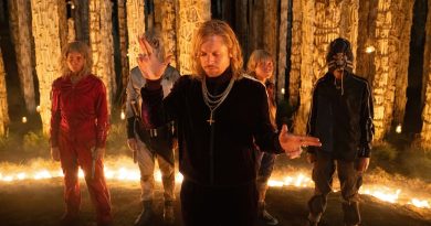 Zombiler geri döndü, hikaye burada tamamlanıyor