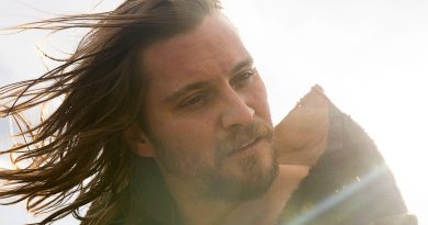 Batı rüzgarı, yeni bir hikaye, "Y" ile başlıyor