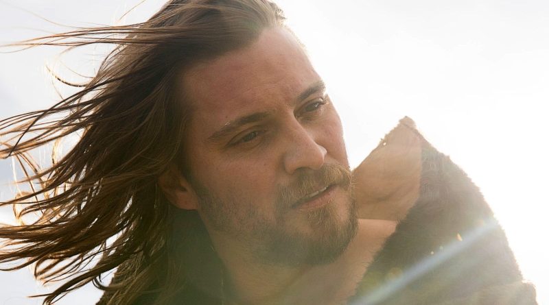 Batı rüzgarı, yeni bir hikaye, "Y" ile başlıyor