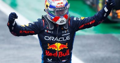 Kahkaha dolu anılar, Croft'un kariyerine renk kattı