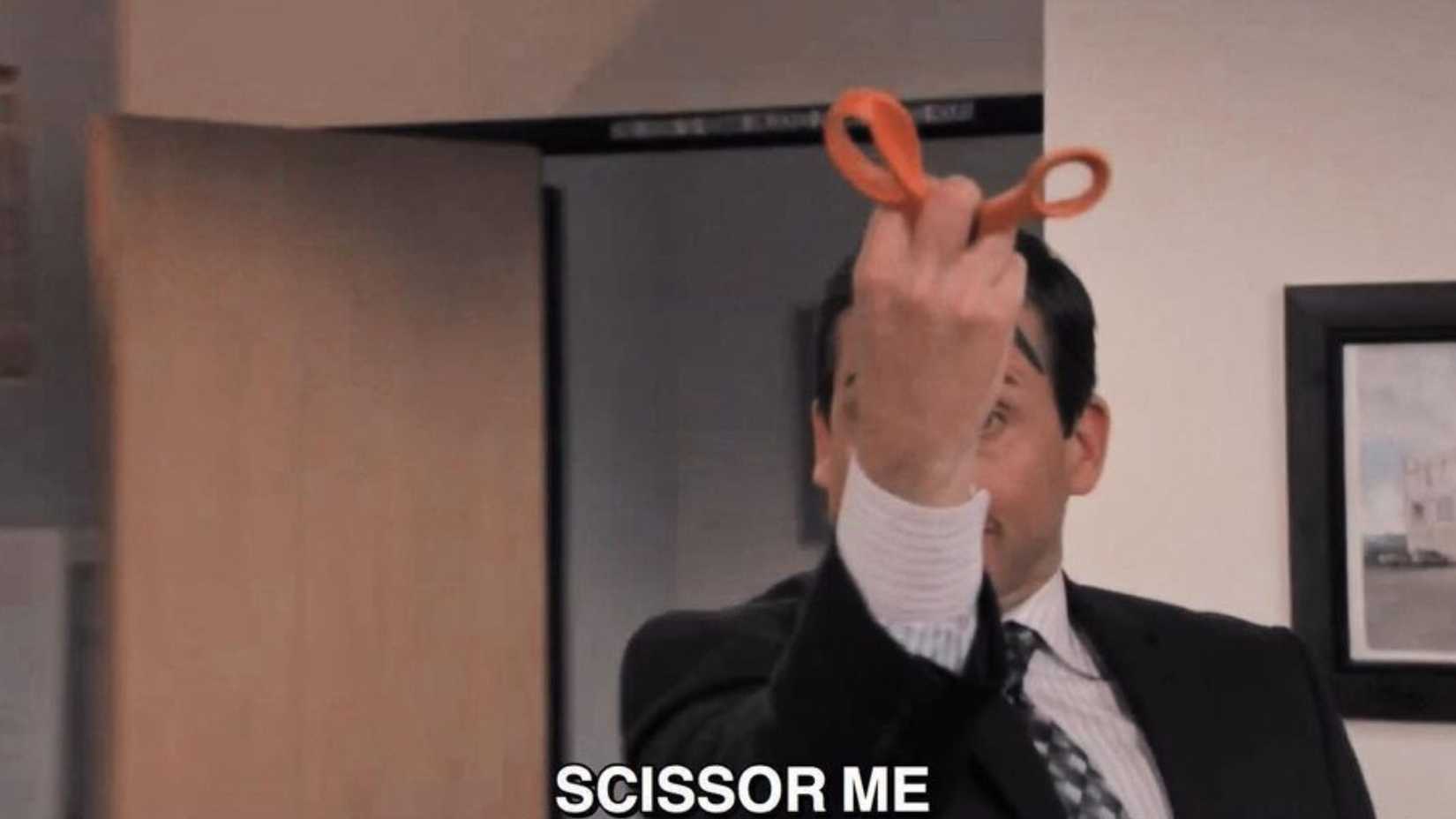 Gizli detaylar, ikinci izlemede kahkahayı patlatıyor