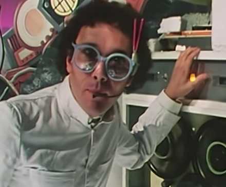 Synth-pop geri döndü, 80'ler ruhu yeniden soluklanıyor