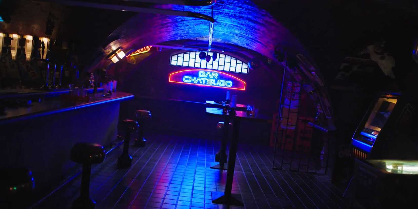 Siberpunk geri dönüyor, karanlık gelecek, ikonik roman ekrana