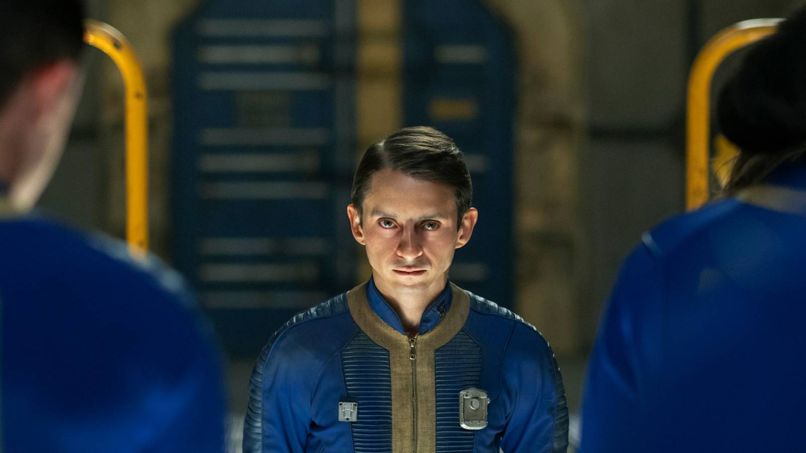 Çölün tozu, karakterlerin geleceği sisli