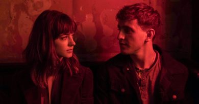 Gerçek aşk, karmaşık duygular, samimiyet, izleyin