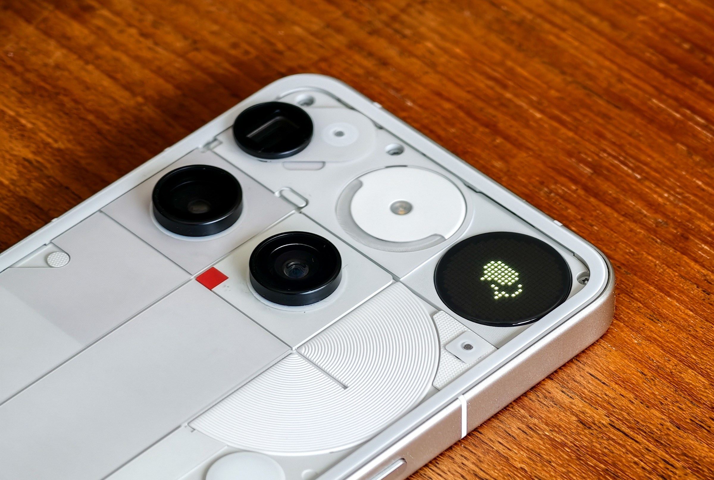 Beklenti bozuldu, Nothing Phone 4 ertelendi, 4A öncelikli