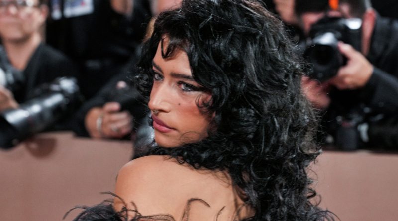 Oyuncu seçimleri tartışma yarattı, dikkatleri üzerinde