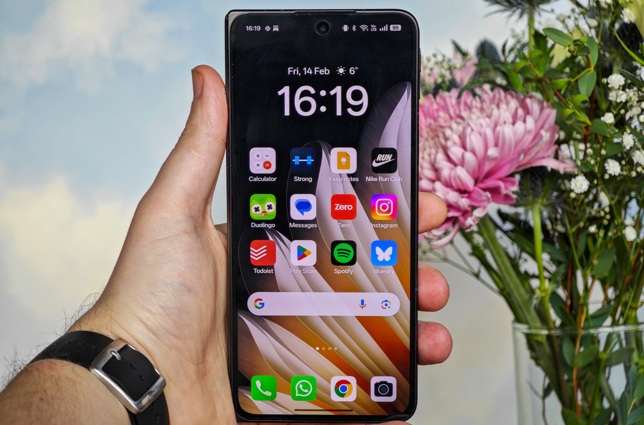 Katlanabilir ekran, yenilik, taşınabilirlik, geleceğin teknolojisi