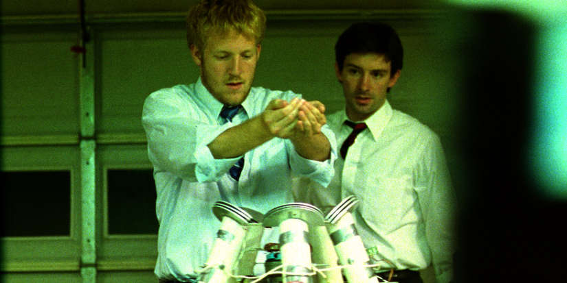 Karmaşık döngüler, kafa karartıcı seçimler, zekice kurgu