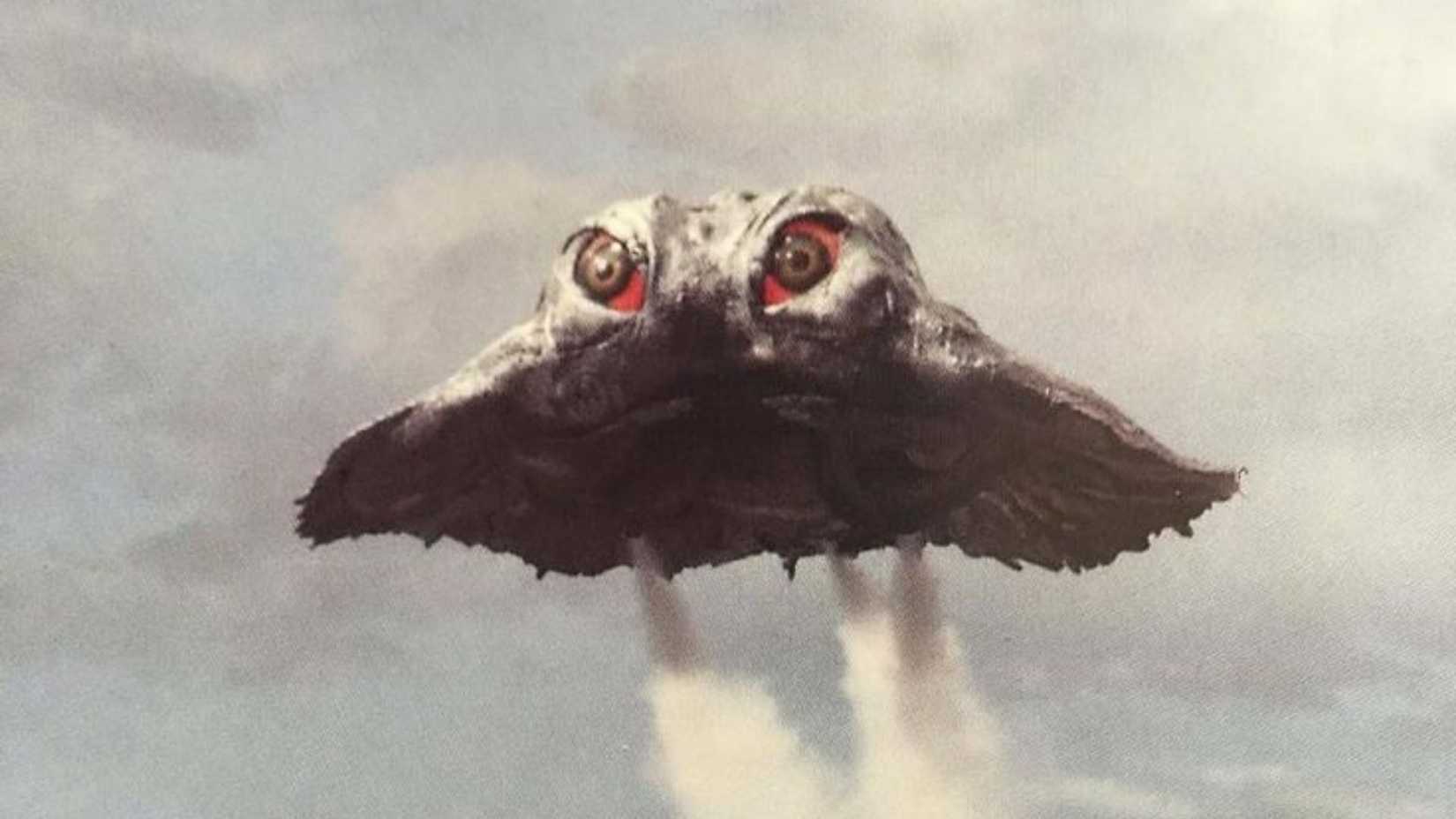 Karanlık, tehditkâr, efsane geri mi dönüyor?