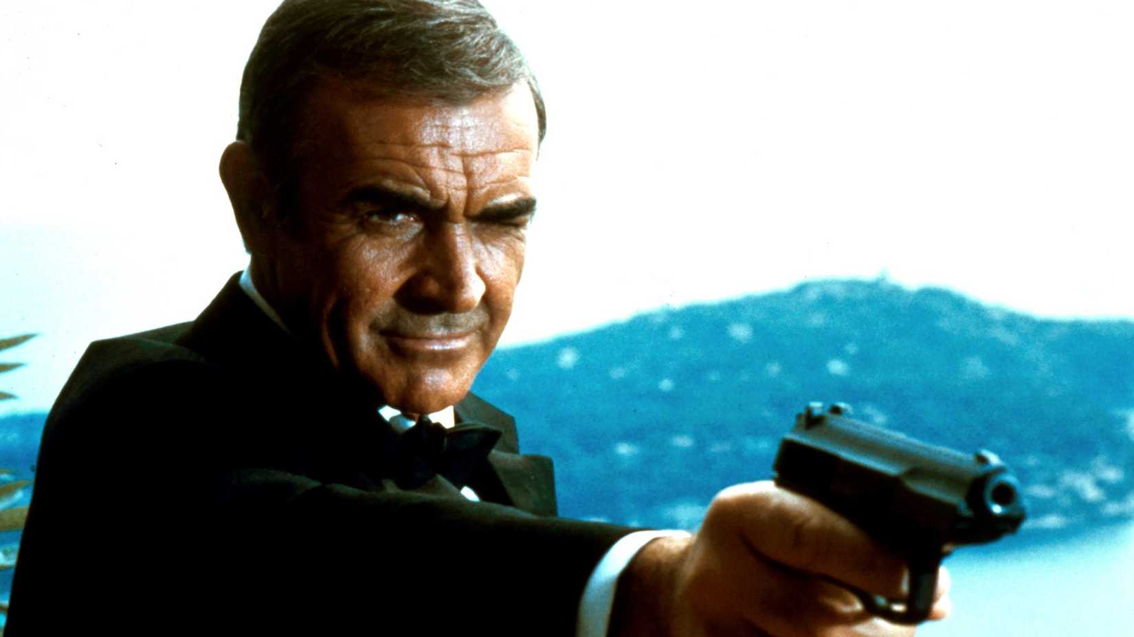 Casusluk, aksiyon, heyecan: James Bond macerası Netflix'te!