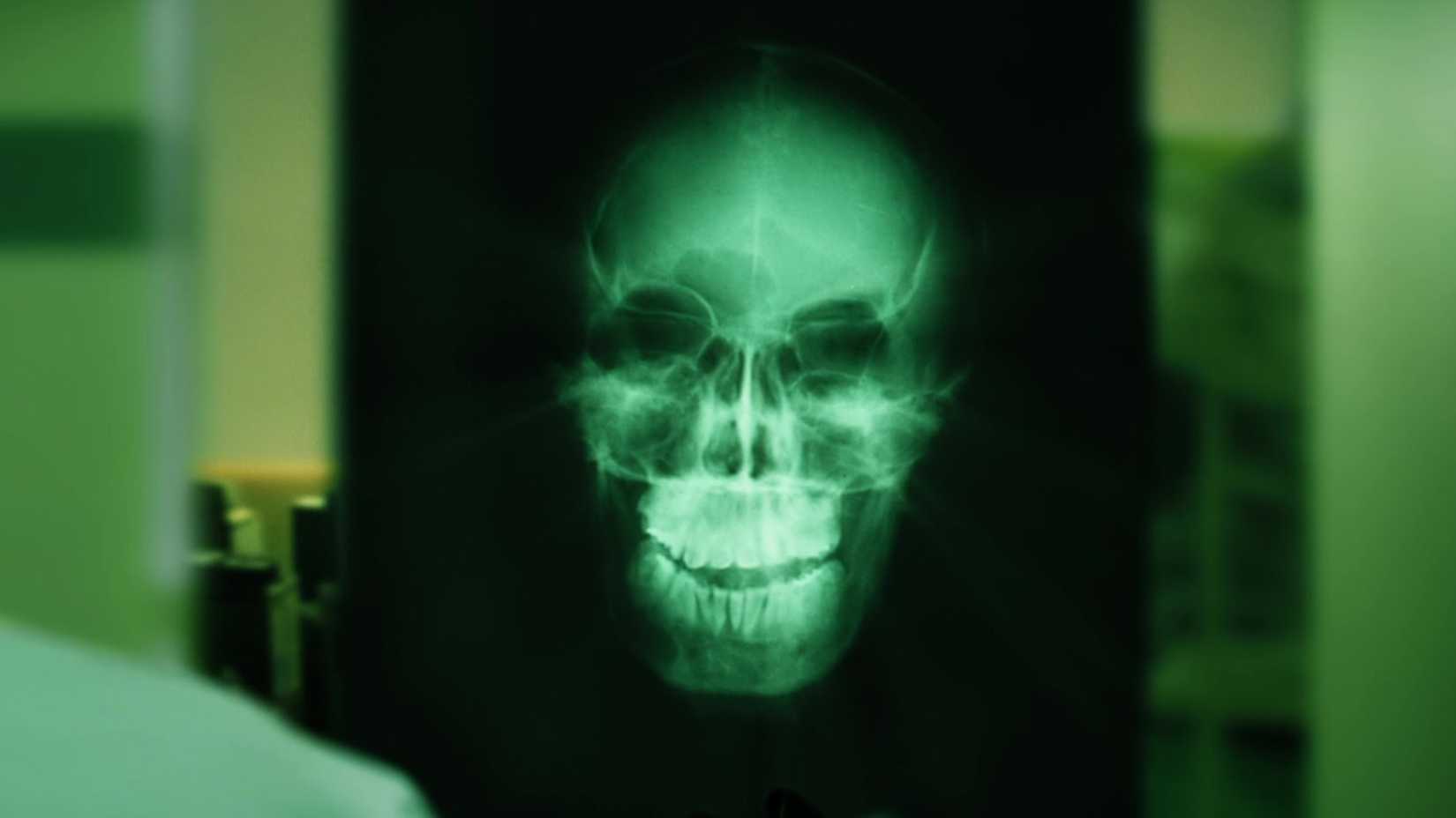 Derinlikli hikaye, görsel efektler, unutulmaz karakterler, bilim kurgu