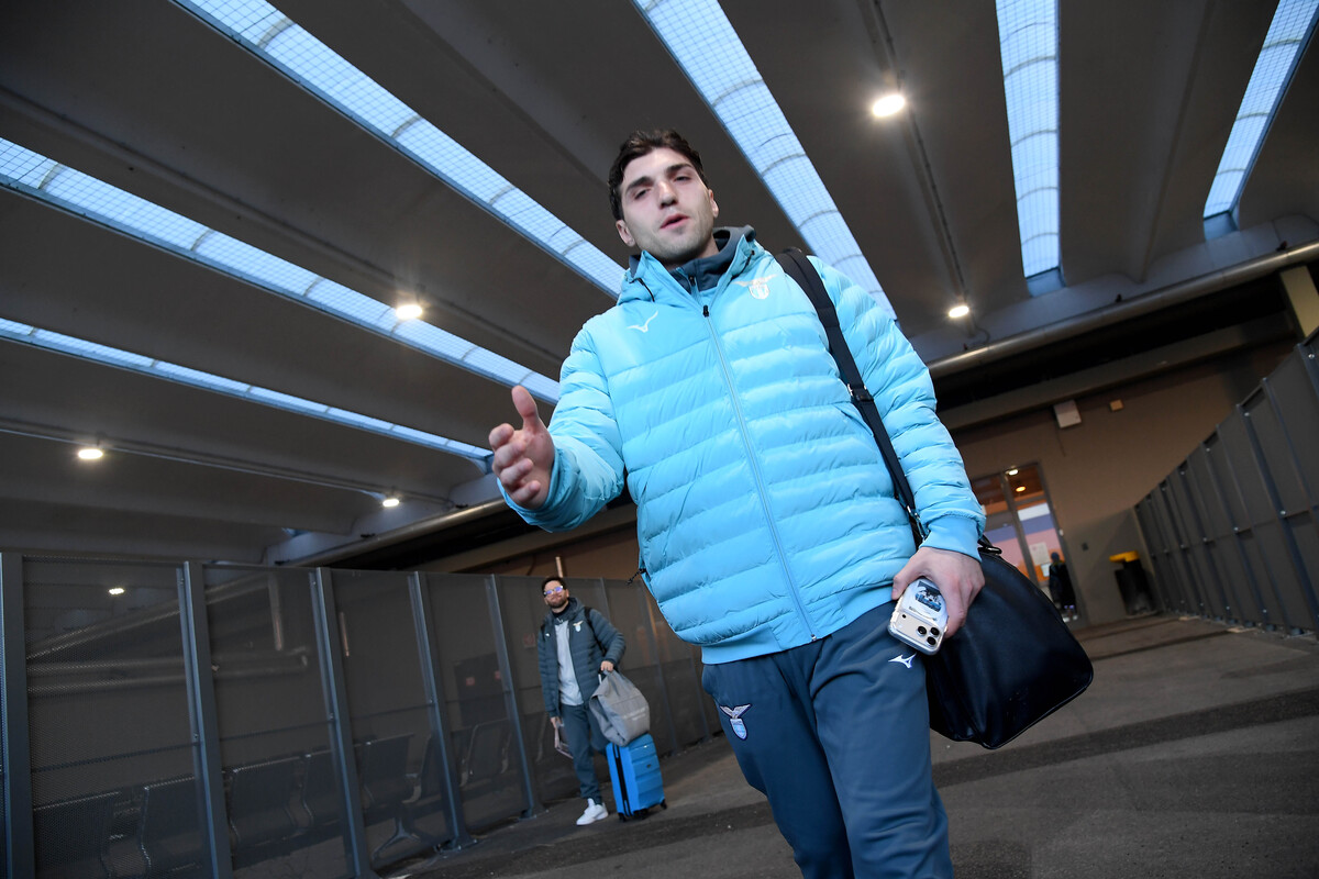 Yeni macera, yeni bir başlangıç, kaleci Mandas Bournemouth'da!