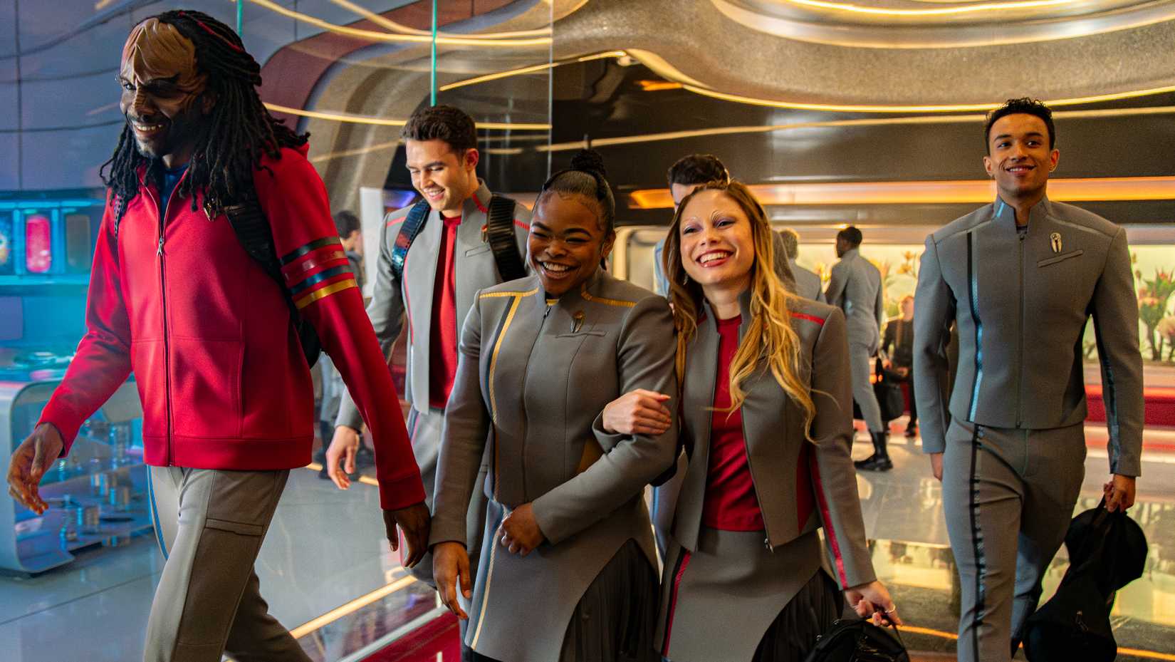 Yıldızlararası dostluk, nostalji ve yeni nesil buluşması