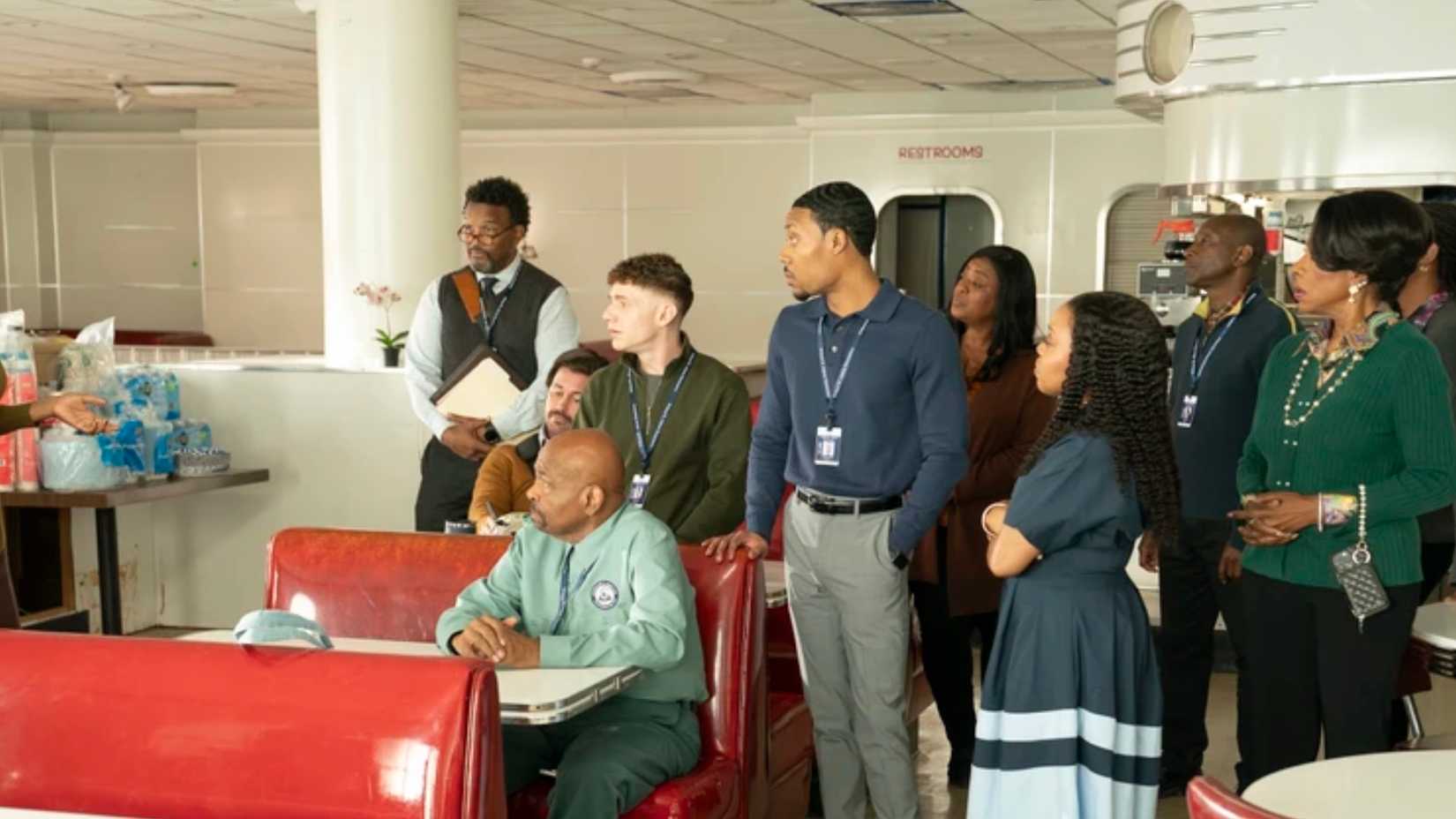 Alışveriş merkezinde eğitim, beklenmedik bir final, Abbott Elementary