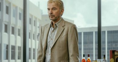 Baba için striptizci! Landman'da beklenmedik bir çözüm