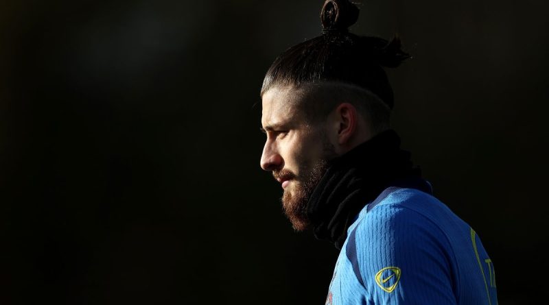 Dragusin Roma'ya yakın, Tottenham şartları belirliyor