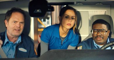 Dwight'ın yeni komedisi zirvede, izleyiciler coşkuyla karşılıyor