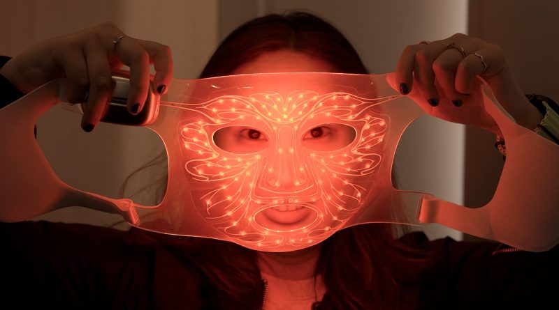 Cilt bakımı devrimi: Işıkla gençleşme, evde kolayca