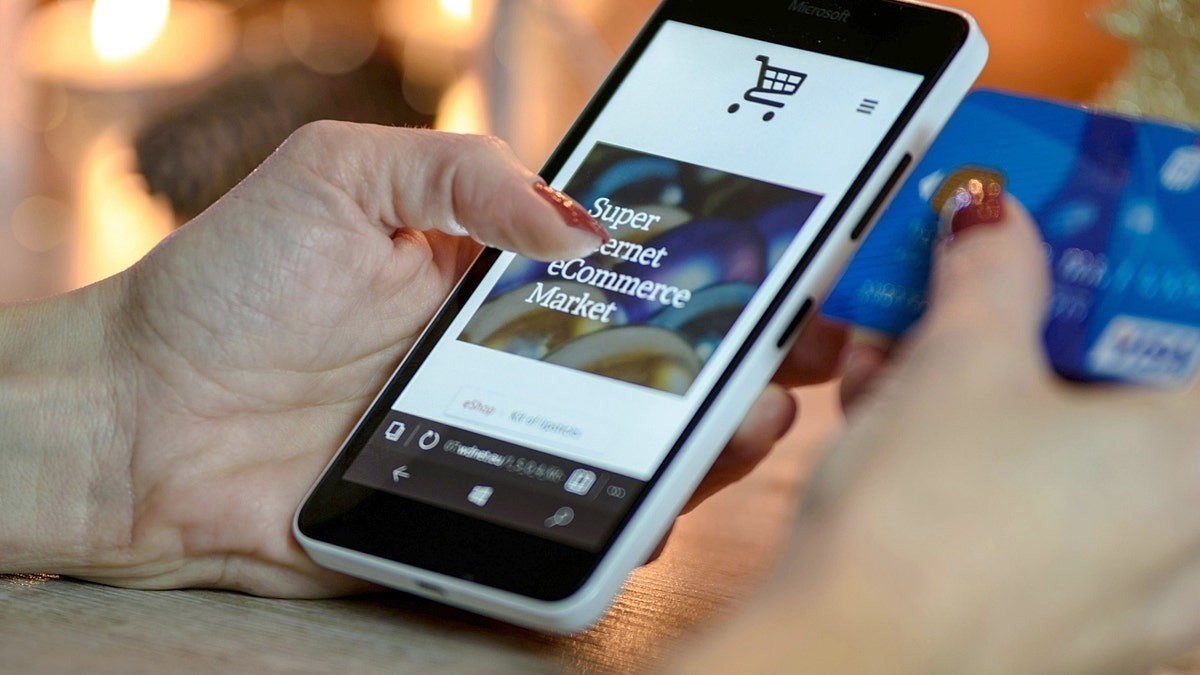 Gizli kod, kredi kartı bilgileri, online tehdit