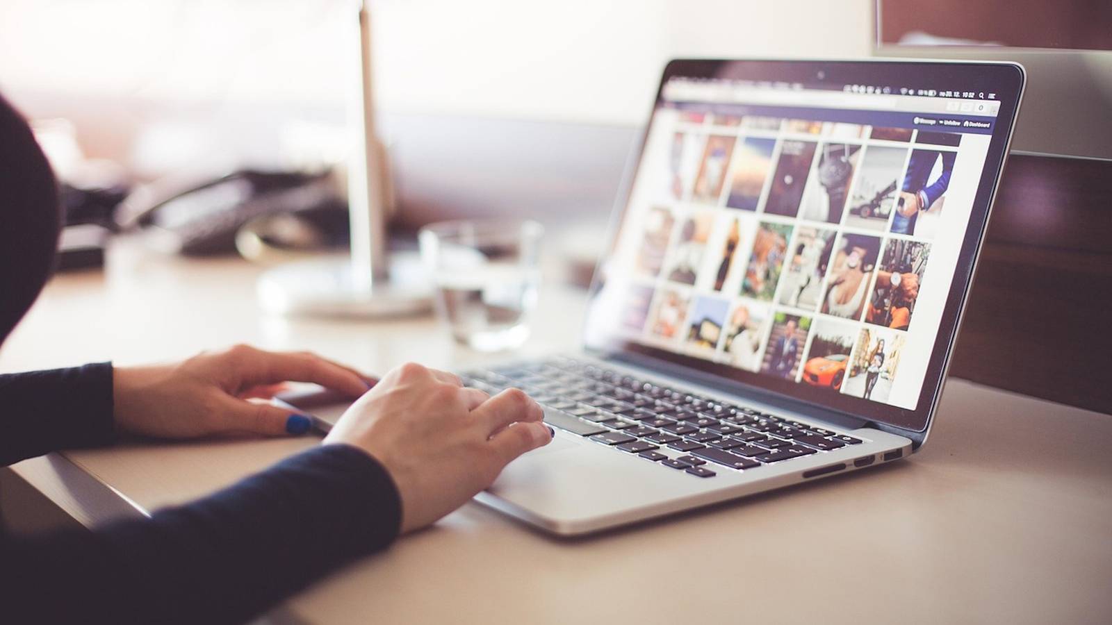 Tehdit, TikTok, kütüphaneci, gözaltı, Trump, sosyal medya, Batı Virginia