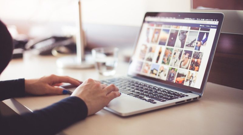 Tehdit, TikTok, kütüphaneci, gözaltı, Trump, sosyal medya