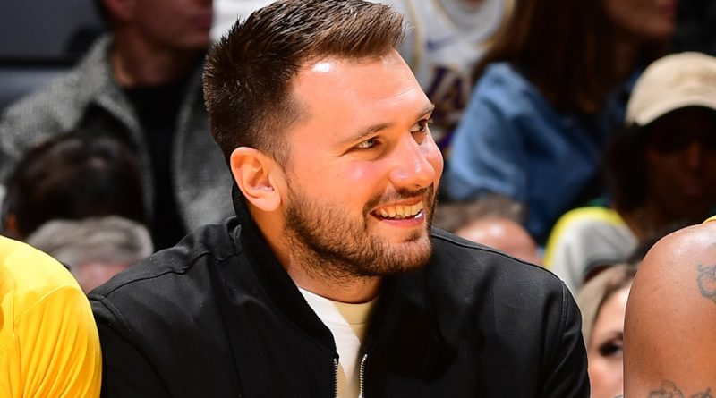 LeBron efsanesi devam ediyor, Lakers galip ayrıldı, Doncic yokluğu hissedildi