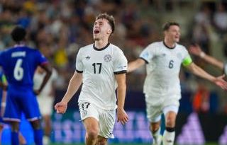 Alman futbolunda hareketli günler, yeni başlangıçlar, umut ve heyecan