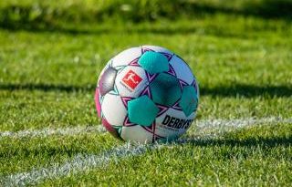 Alman devleri, farklı yollarda şampiyonluk yarışına