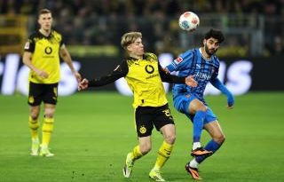 Genç sol bek için rekabet kızışıyor, Dortmund fiyatını belirledi