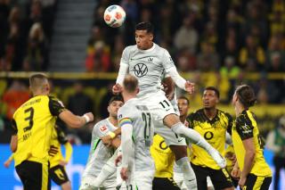 Aslanlar sahada, heyecan dorukta, rekabetin ateşi yanıyor!