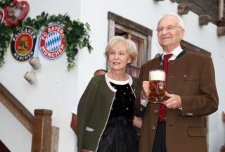 Yeni başkan, Bayern'e başarılar diler, Stoiber'e teşekkür