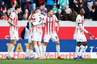 Direnç, azim, galibiyet: Freiburg Bremen'i devirdi!