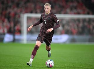 Danimarkalı yıldız sahalardan uzak, Hamburg'da talihsizlik