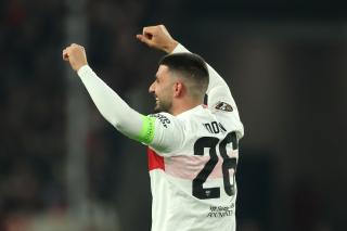 Ozan Kabak'ta potansiyel, savunmada umut vadediyor